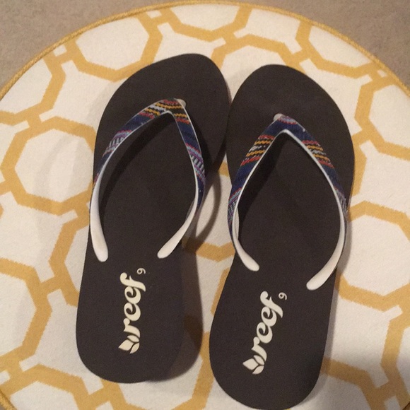 new reef sandals